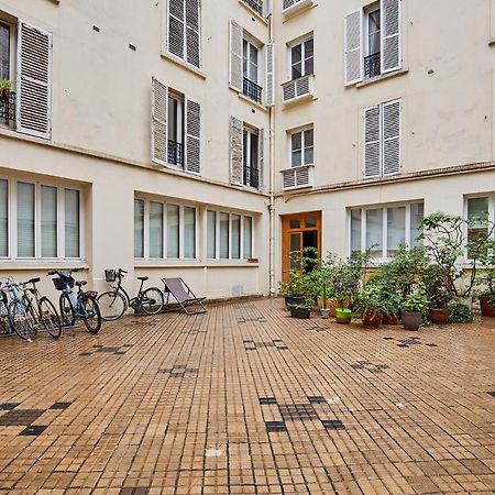 Apartment Montmartre By Studio Prestige Paris Bagian luar foto